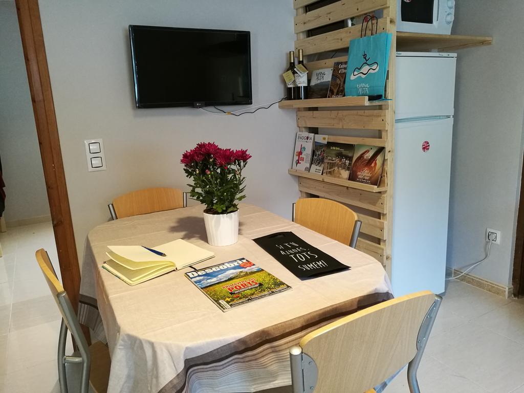 Apartaments Els Temporers Corbera Extérieur photo