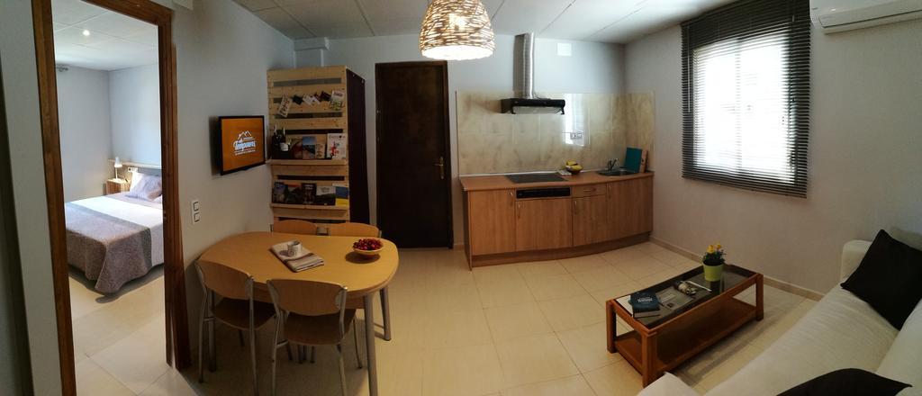 Apartaments Els Temporers Corbera Extérieur photo