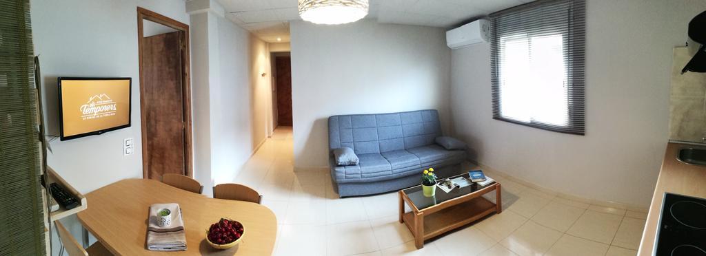 Apartaments Els Temporers Corbera Extérieur photo