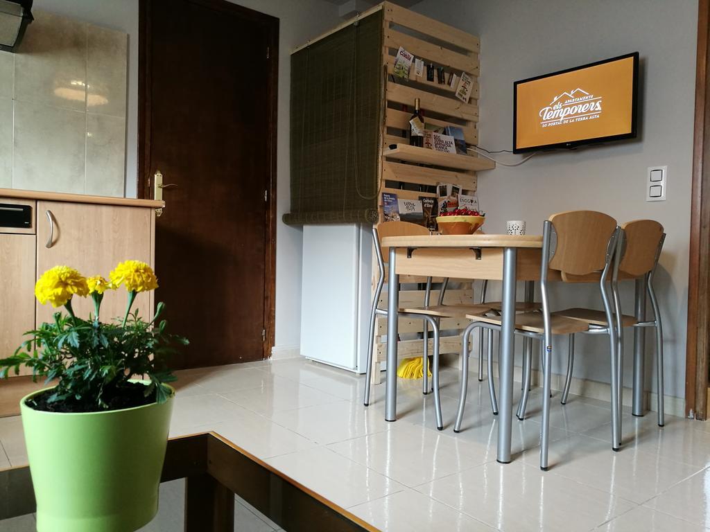 Apartaments Els Temporers Corbera Extérieur photo
